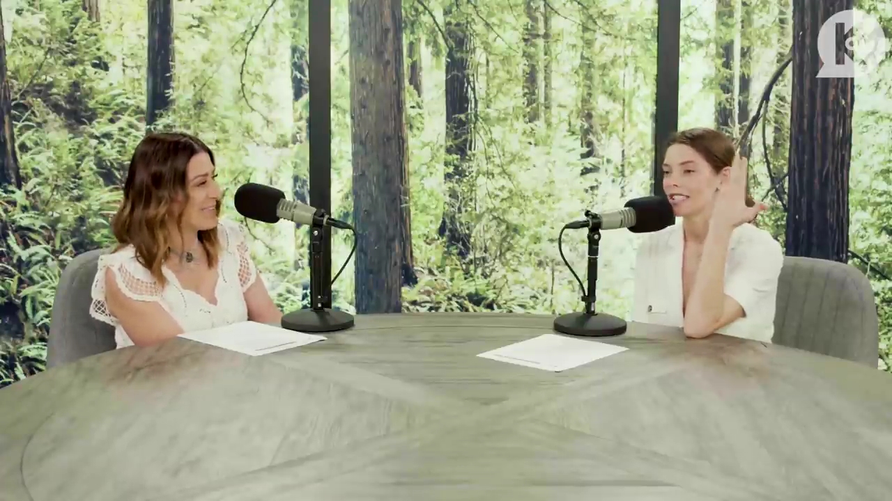 Ashley-Greene-dot-nl_TheTwilightEffect-Aflevering7NewMoonRewatchPart1of3-2857.jpg Ashley-Greene-dot-nl_TheTwilightEffect-Aflevering7NewMoonRewatchPart1of3-2857.jpg