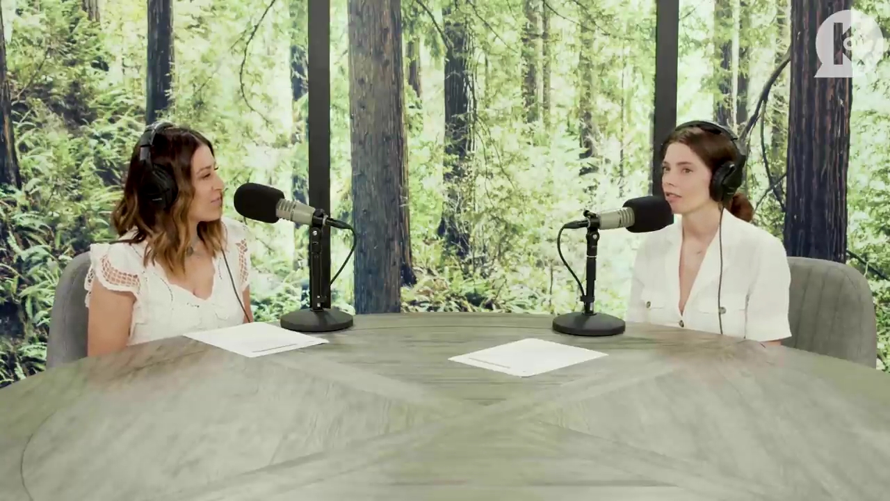 Ashley-Greene-dot-nl_TheTwilightEffect-Aflevering7NewMoonRewatchPart1of3-2941.jpg