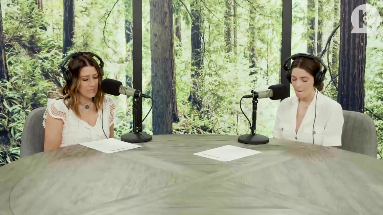 Ashley-Greene-dot-nl_TheTwilightEffect-Aflevering7NewMoonRewatchPart1of3-3001.jpg