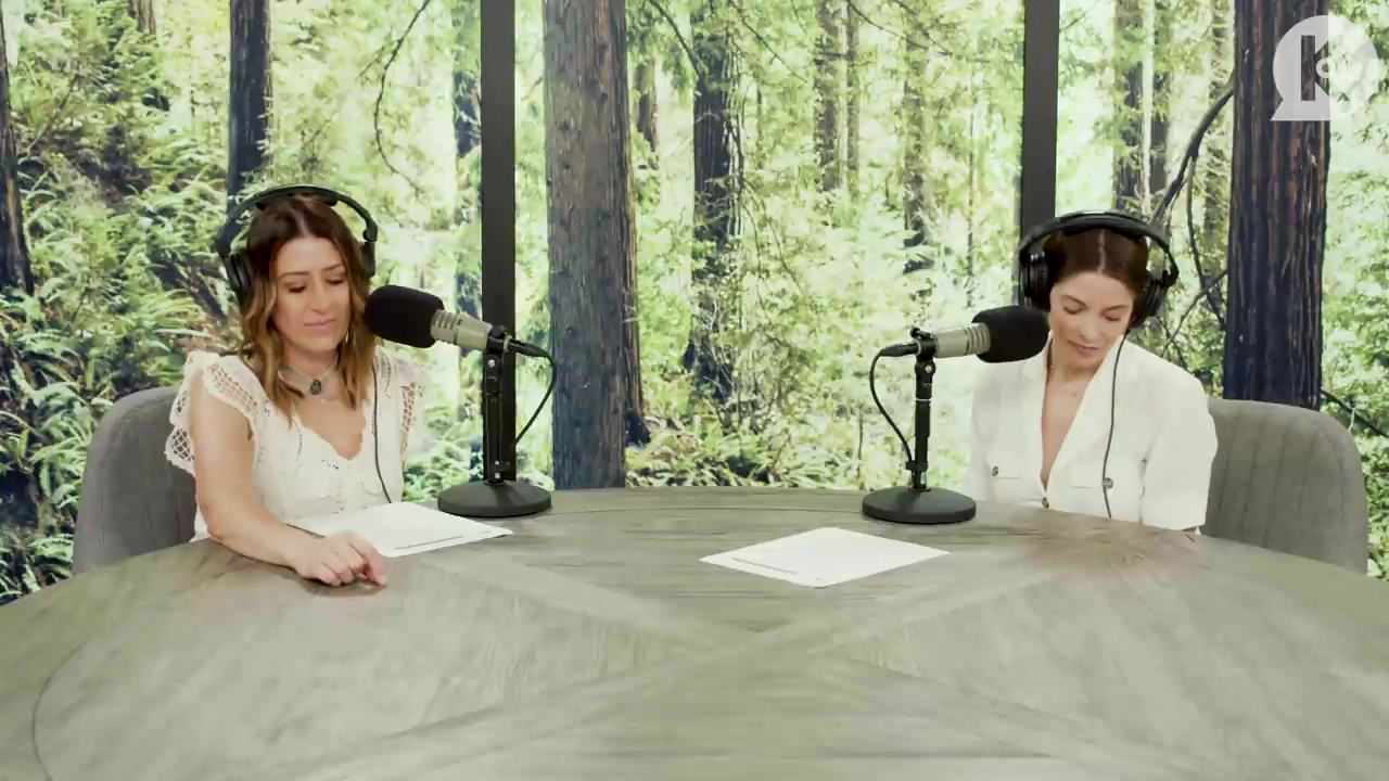 Ashley-Greene-dot-nl_TheTwilightEffect-Aflevering7NewMoonRewatchPart1of3-3074.jpg