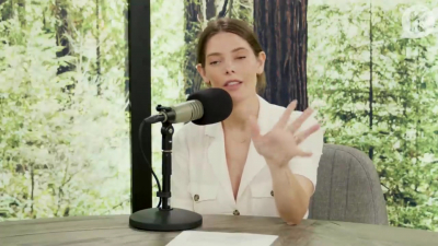 Ashley-Greene-dot-nl_TheTwilightEffect-Aflevering7NewMoonRewatchPart1of3-1665.jpg