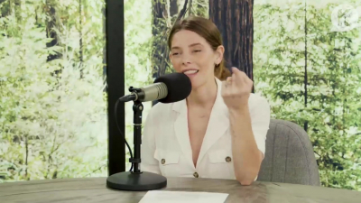 Ashley-Greene-dot-nl_TheTwilightEffect-Aflevering7NewMoonRewatchPart1of3-1873.jpg