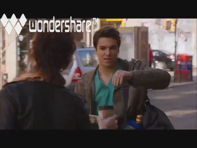 Ashley-Greene-dot-nl-Americana1x01Pilot0337.jpg