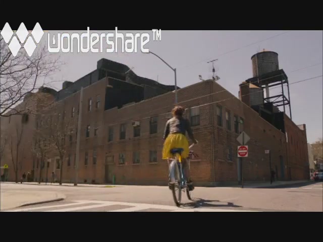 Ashley-Greene-dot-nl-Americana1x01Pilot0374.jpg