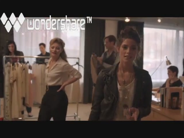 Ashley-Greene-dot-nl-Americana1x01Pilot3046.jpg Ashley-Greene-dot-nl-Americana1x01Pilot3046.jpg