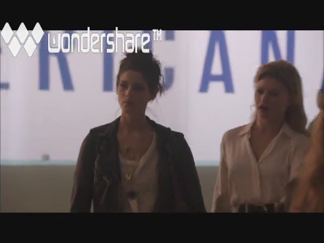 Ashley-Greene-dot-nl-Americana1x01Pilot3149.jpg