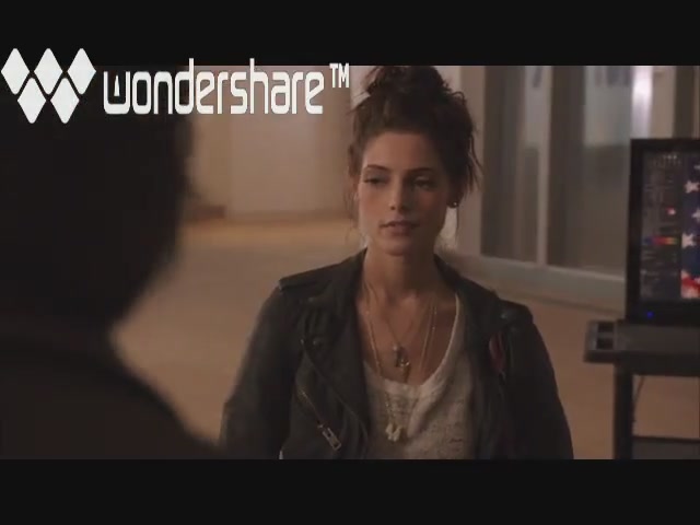 Ashley-Greene-dot-nl-Americana1x01Pilot3205.jpg