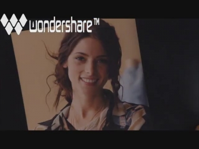 Ashley-Greene-dot-nl-Americana1x01Pilot1449.jpg