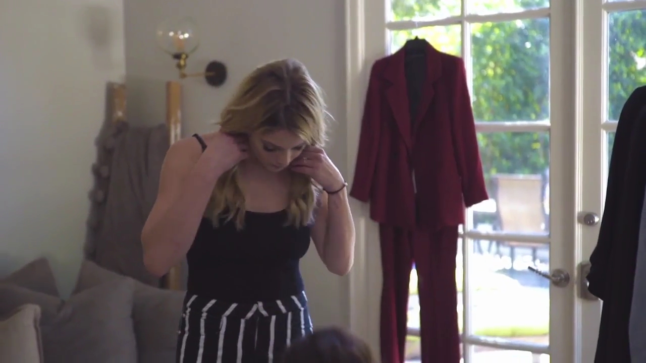 Ashley-Greene-dot-nl_ClickMyCloset0170.jpg Ashley-Greene-dot-nl_ClickMyCloset0170.jpg