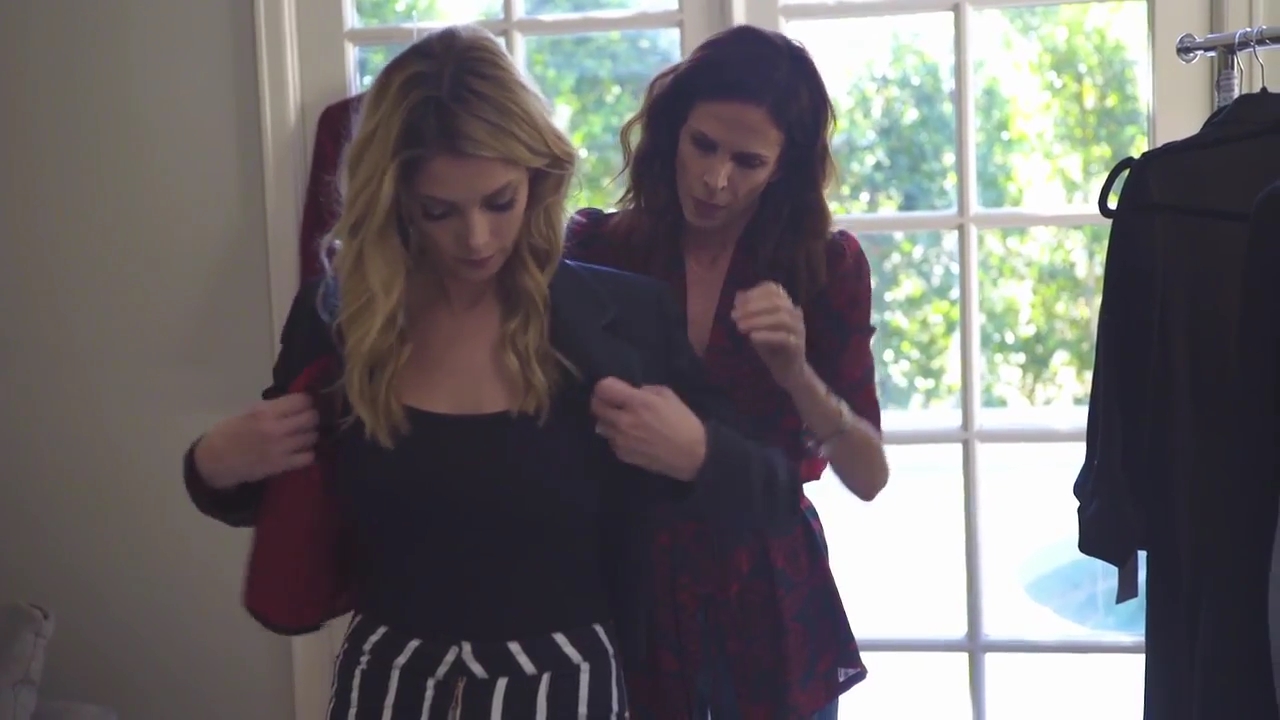 Ashley-Greene-dot-nl_ClickMyCloset0181.jpg Ashley-Greene-dot-nl_ClickMyCloset0181.jpg