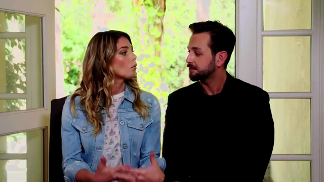 Ashley-Greene-dot-NL_DesignTherapy-2x01AHollywoodRevamp0137.jpg