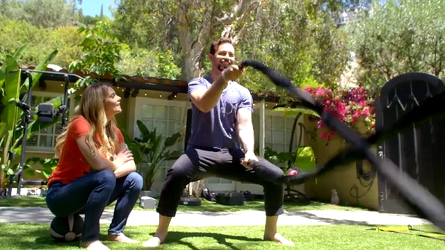 Ashley-Greene-dot-NL_DesignTherapy-2x01AHollywoodRevamp0144.jpg