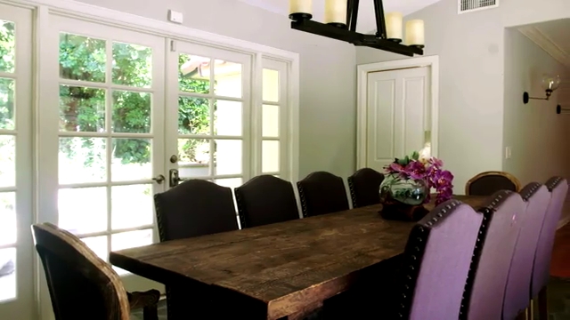 Ashley-Greene-dot-NL_DesignTherapy-2x01AHollywoodRevamp0170.jpg