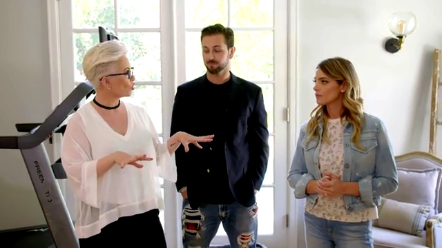 Ashley-Greene-dot-NL_DesignTherapy-2x01AHollywoodRevamp0331.jpg Ashley-Greene-dot-NL_DesignTherapy-2x01AHollywoodRevamp0331.jpg