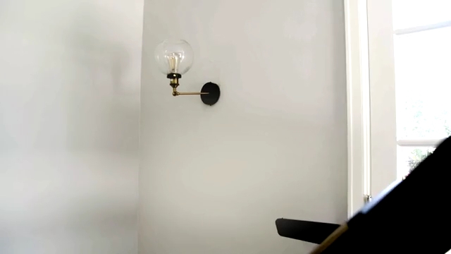 Ashley-Greene-dot-NL_DesignTherapy-2x01AHollywoodRevamp0365.jpg