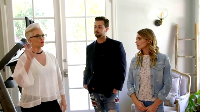 Ashley-Greene-dot-NL_DesignTherapy-2x01AHollywoodRevamp0415.jpg