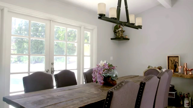 Ashley-Greene-dot-NL_DesignTherapy-2x01AHollywoodRevamp0741.jpg