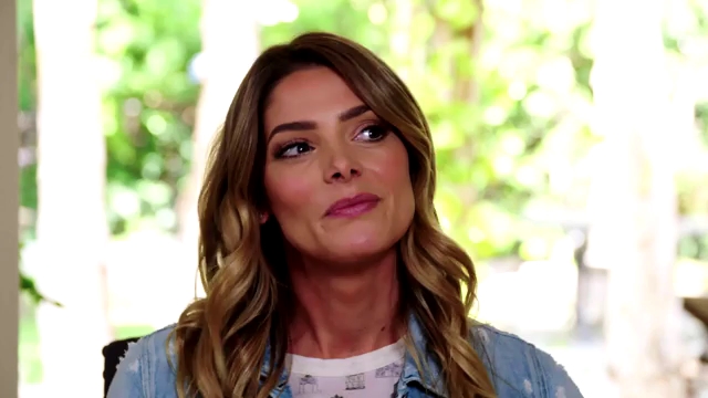 Ashley-Greene-dot-NL_DesignTherapy-2x01AHollywoodRevamp0813.jpg