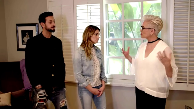 Ashley-Greene-dot-NL_DesignTherapy-2x01AHollywoodRevamp0840.jpg