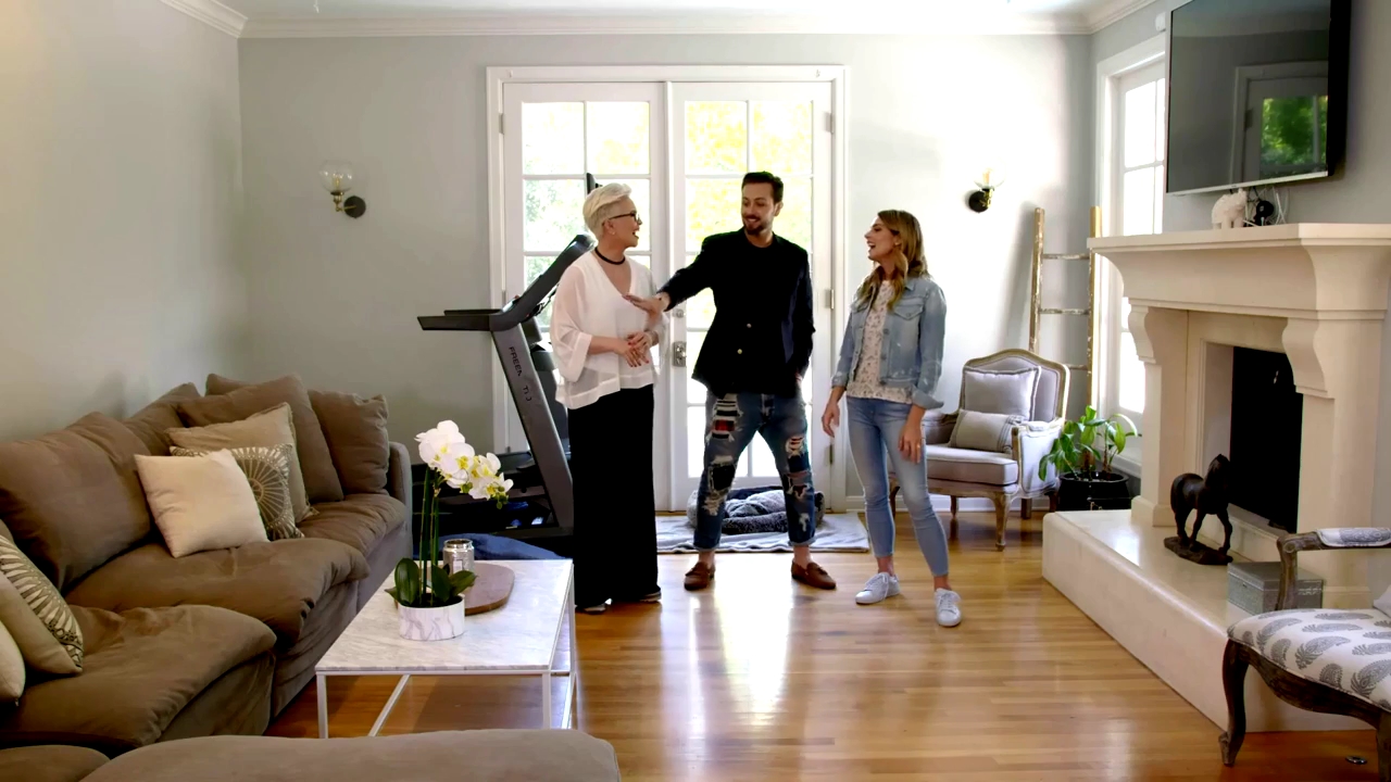 Ashley-Greene-dot-NL_DesignTherapy-2x02LoveItHateItorMeh0068.jpg