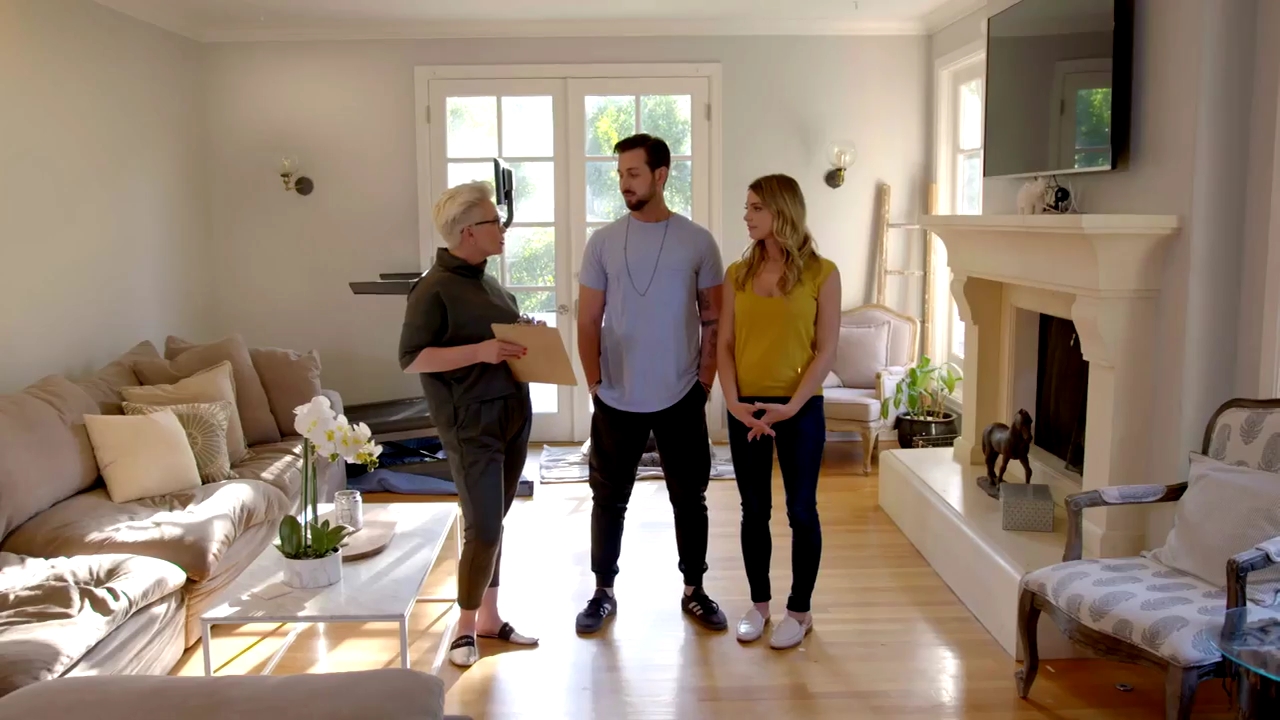 Ashley-Greene-dot-NL_DesignTherapy-2x02LoveItHateItorMeh0122.jpg
