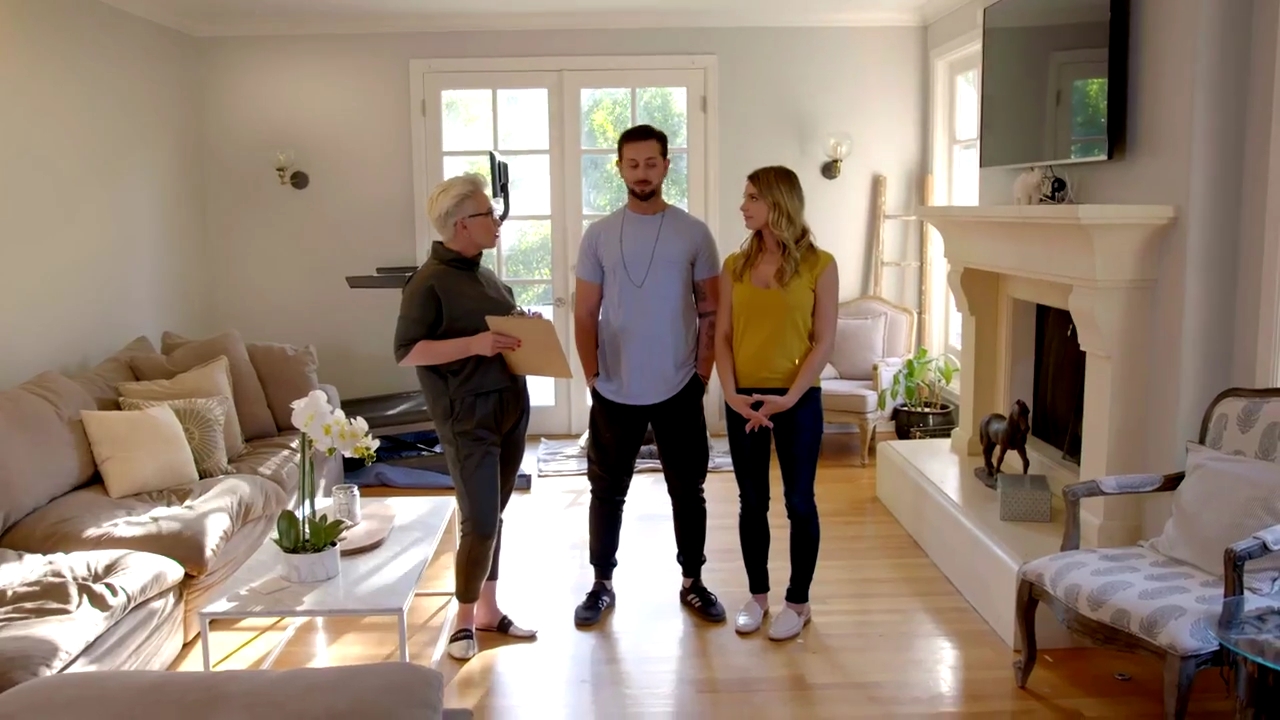 Ashley-Greene-dot-NL_DesignTherapy-2x02LoveItHateItorMeh0123.jpg