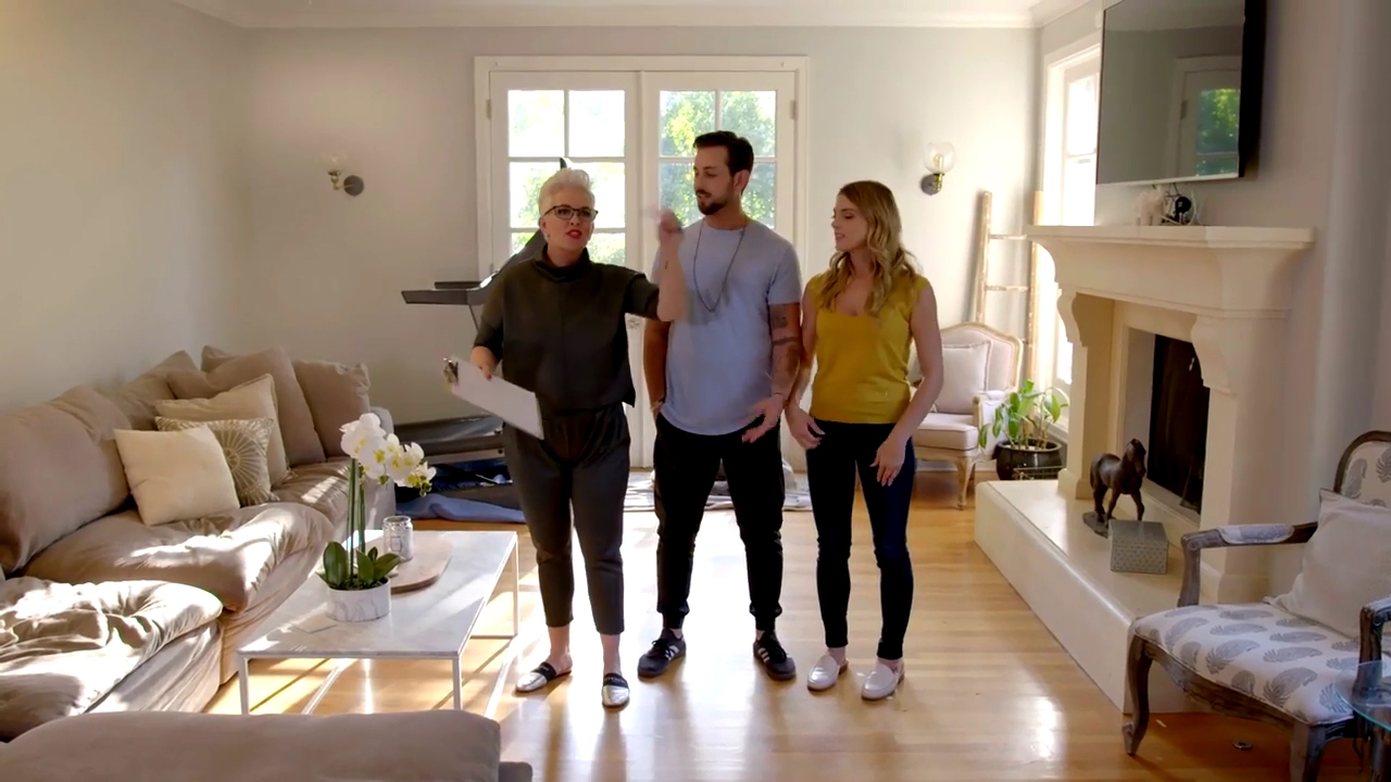 Ashley-Greene-dot-NL_DesignTherapy-2x02LoveItHateItorMeh0156.jpg