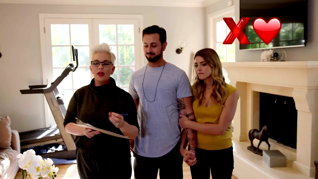 Ashley-Greene-dot-NL_DesignTherapy-2x02LoveItHateItorMeh0171.jpg