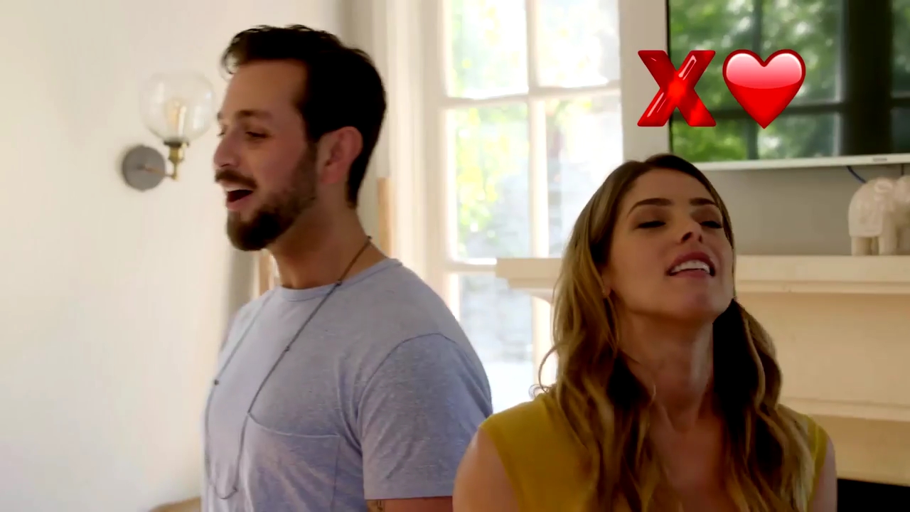 Ashley-Greene-dot-NL_DesignTherapy-2x02LoveItHateItorMeh0190.jpg