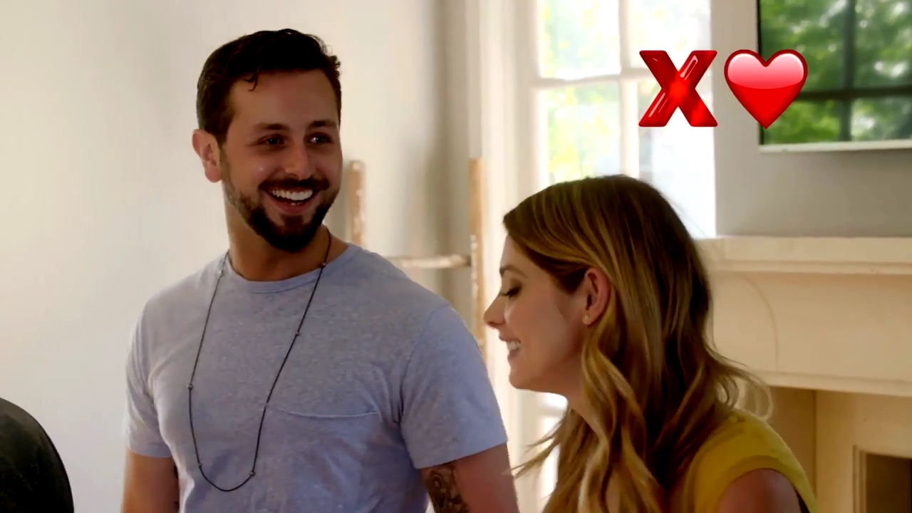 Ashley-Greene-dot-NL_DesignTherapy-2x02LoveItHateItorMeh0194.jpg