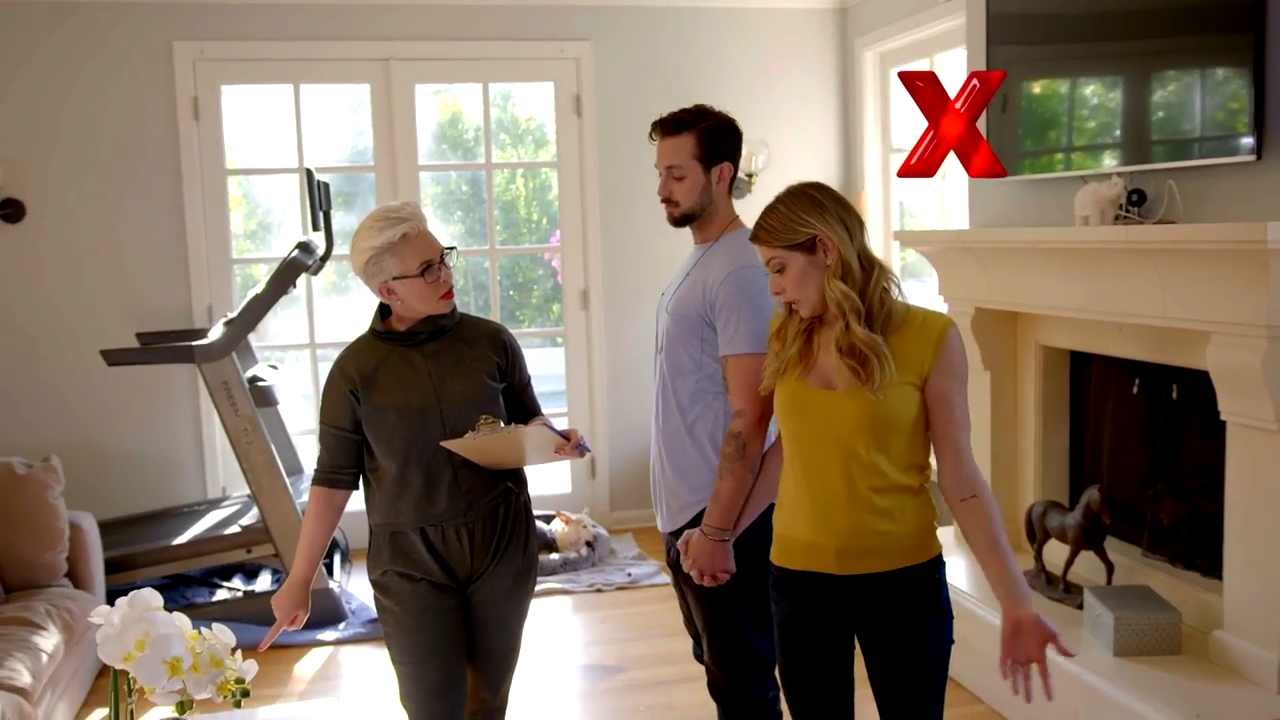 Ashley-Greene-dot-NL_DesignTherapy-2x02LoveItHateItorMeh0208.jpg