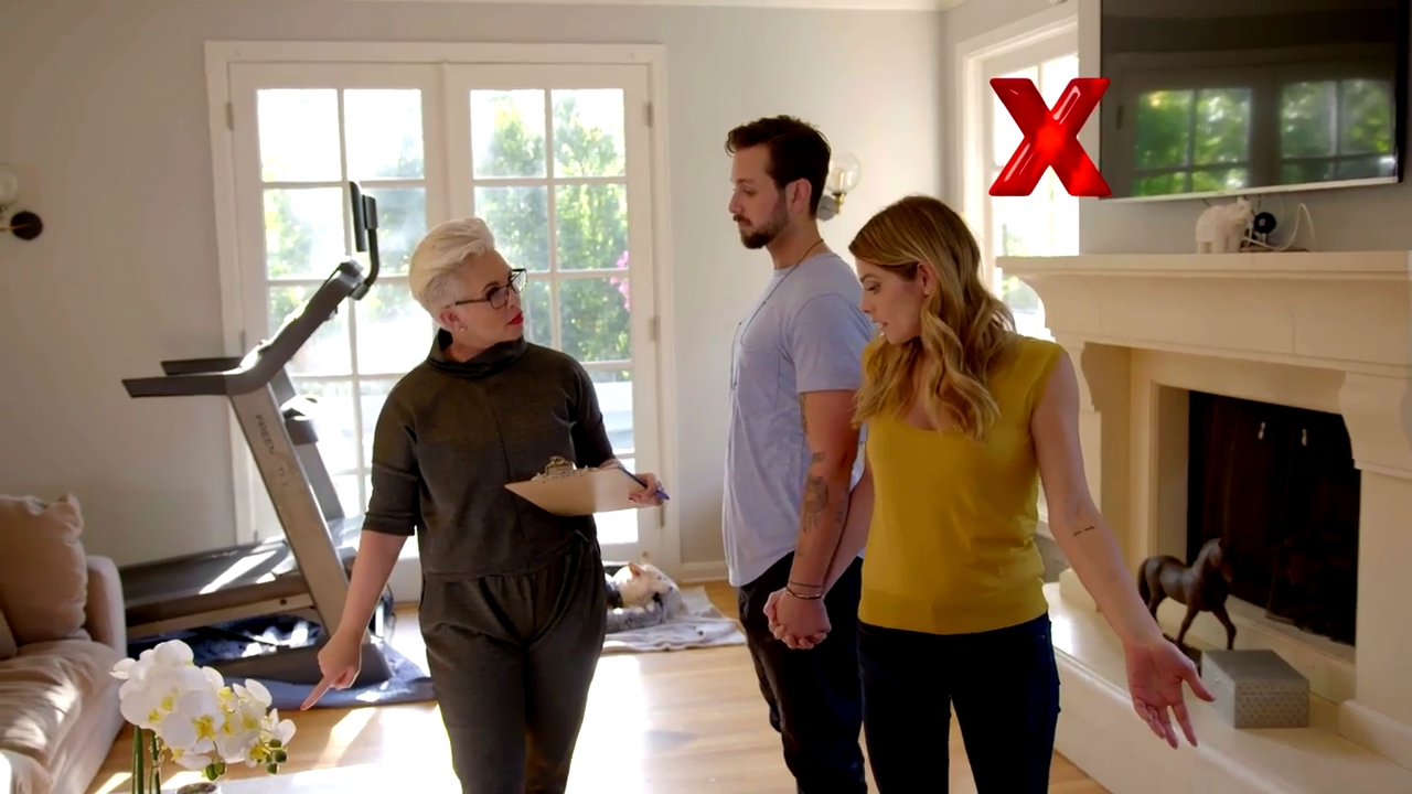 Ashley-Greene-dot-NL_DesignTherapy-2x02LoveItHateItorMeh0212.jpg