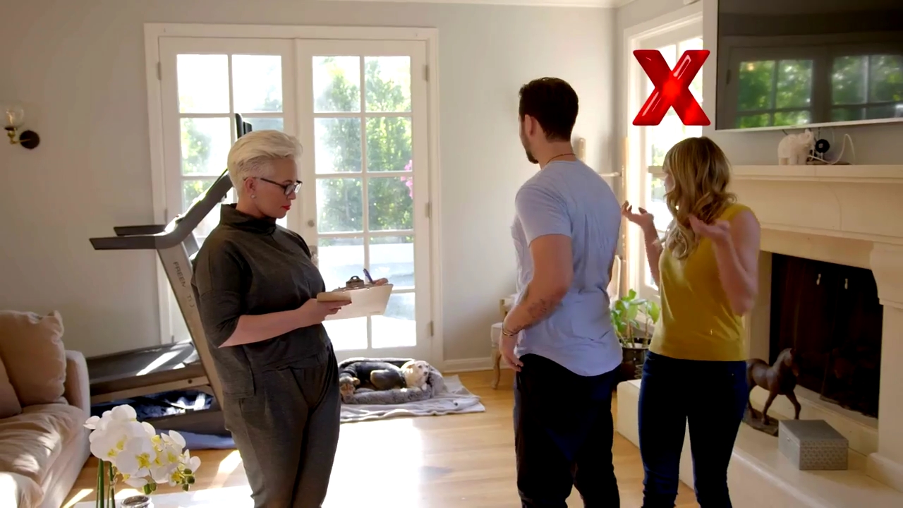 Ashley-Greene-dot-NL_DesignTherapy-2x02LoveItHateItorMeh0225.jpg