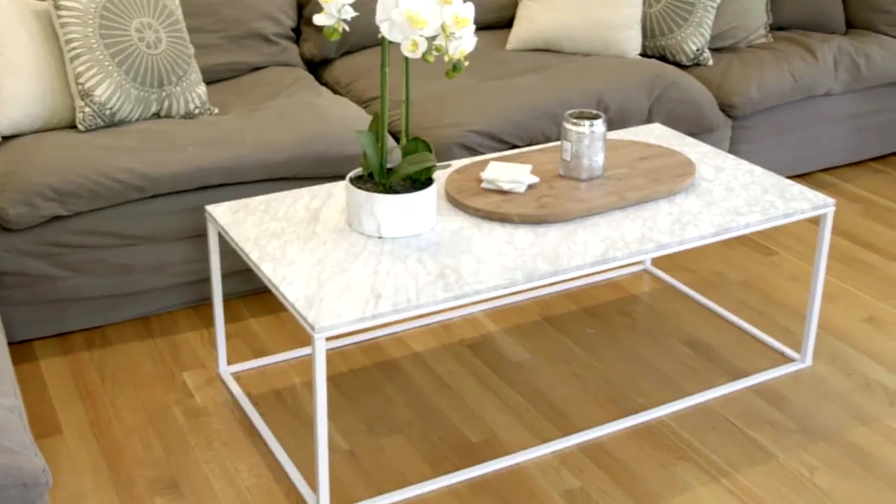 Ashley-Greene-dot-NL_DesignTherapy-2x02LoveItHateItorMeh0340.jpg