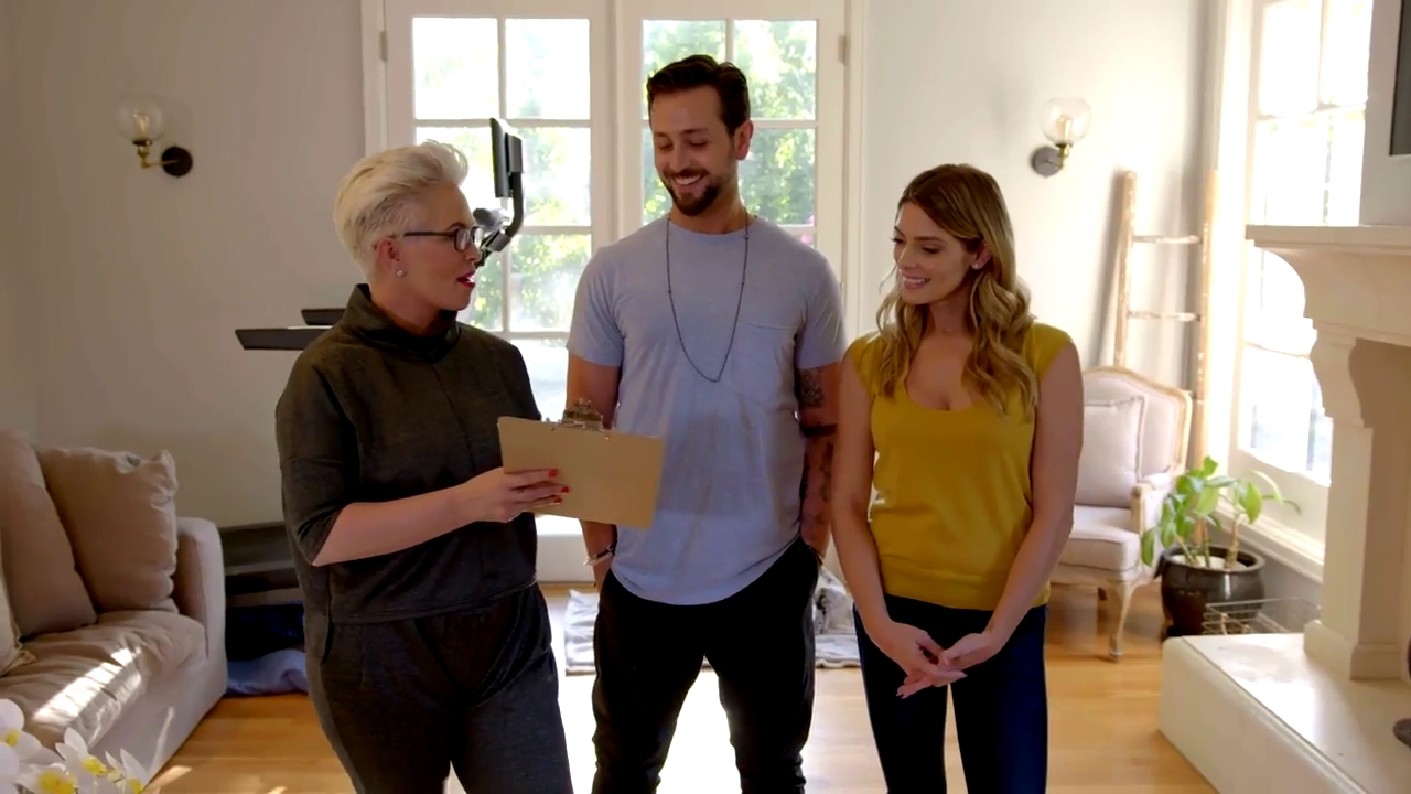 Ashley-Greene-dot-NL_DesignTherapy-2x02LoveItHateItorMeh0343.jpg