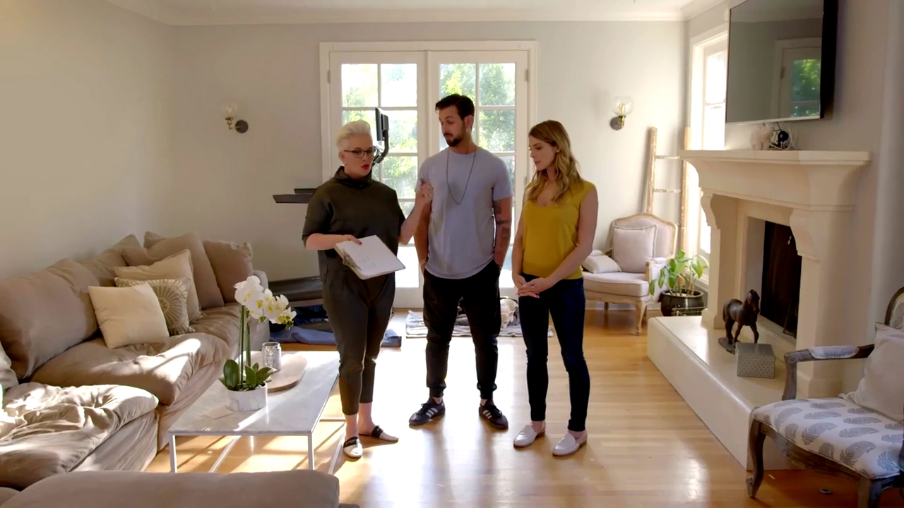 Ashley-Greene-dot-NL_DesignTherapy-2x02LoveItHateItorMeh0361.jpg