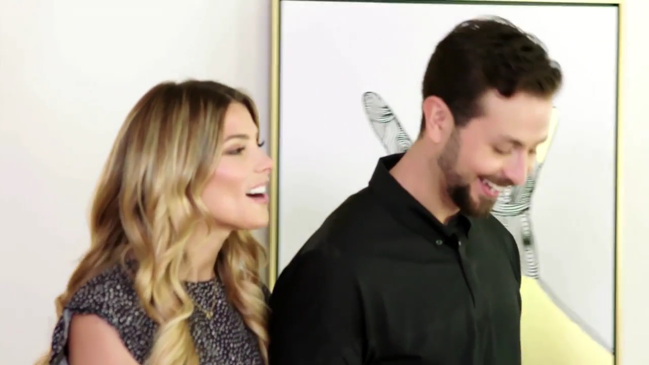 Ashley-Greene-dot-NL_DesignTherapy-2x02LoveItHateItorMeh0510.jpg
