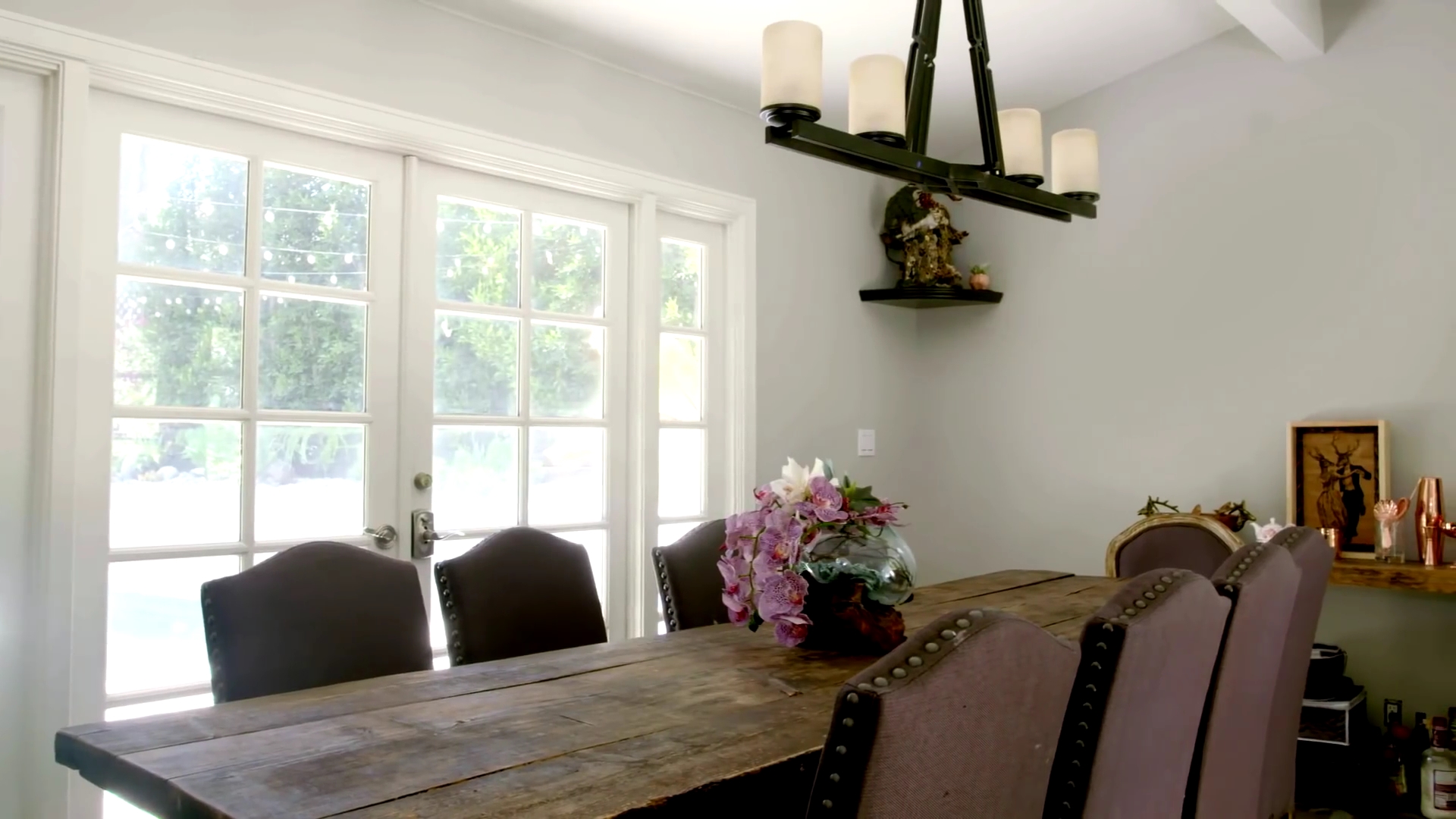 Ashley-Greene-dot-NL_DesignTherapy-2x03HisOrHers0128.jpg