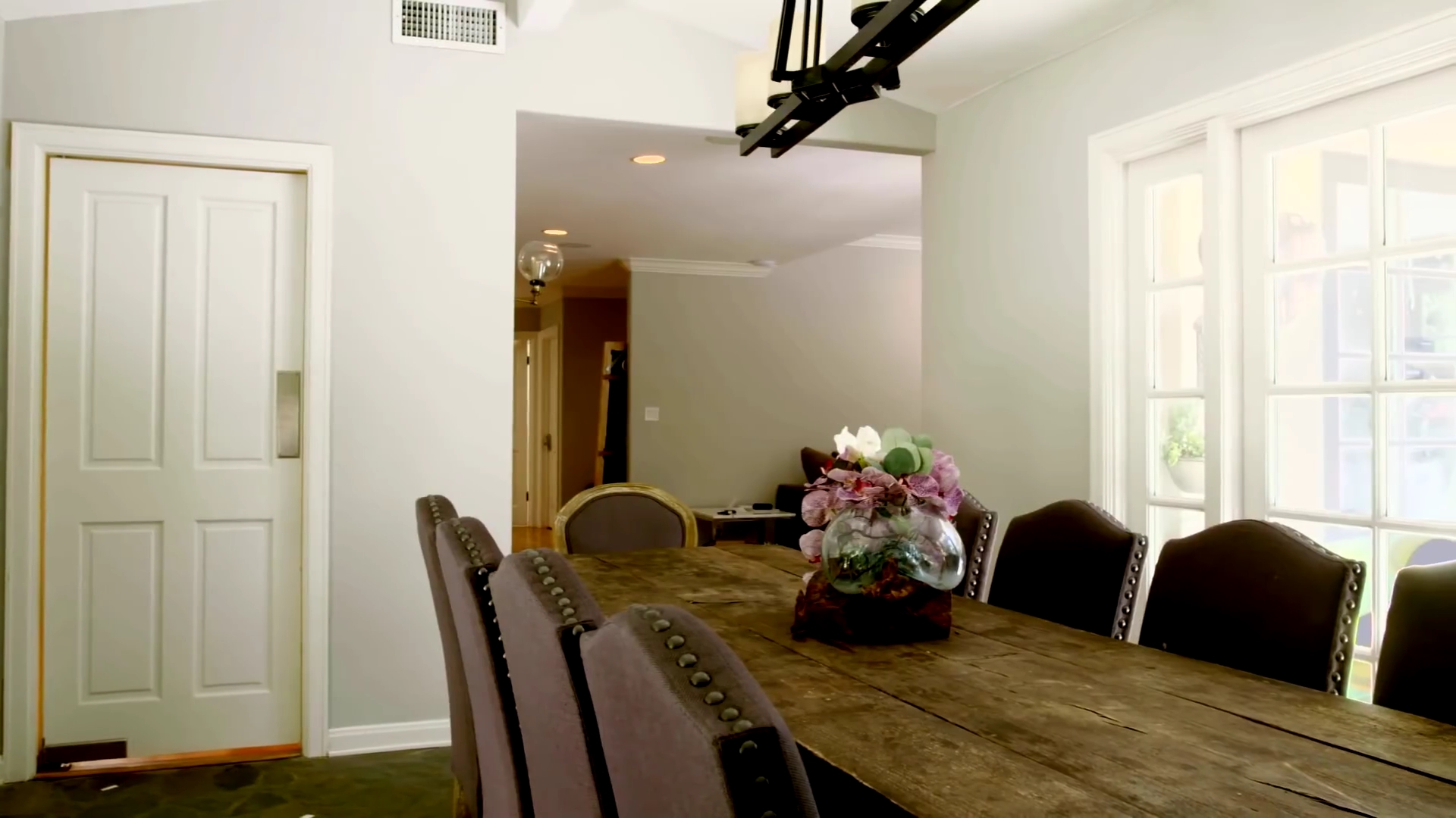 Ashley-Greene-dot-NL_DesignTherapy-2x03HisOrHers0204.jpg