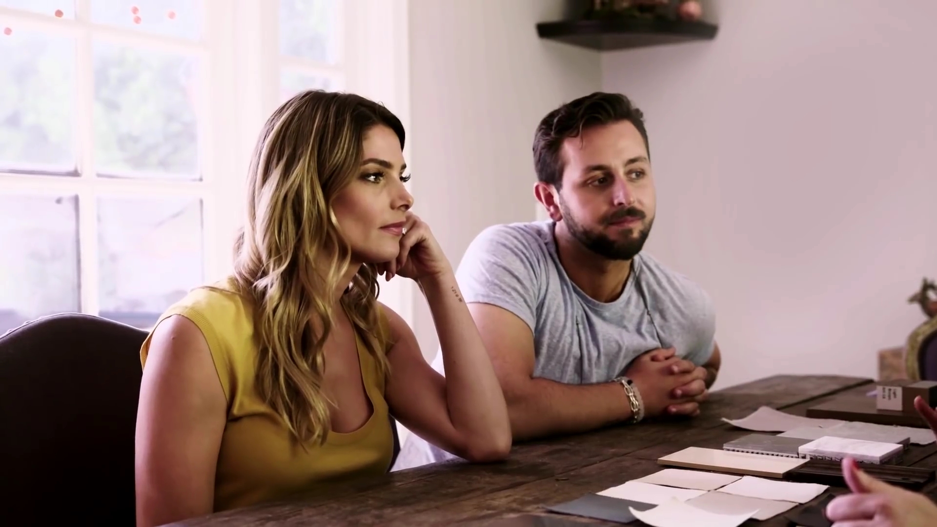 Ashley-Greene-dot-NL_DesignTherapy-2x03HisOrHers0296.jpg