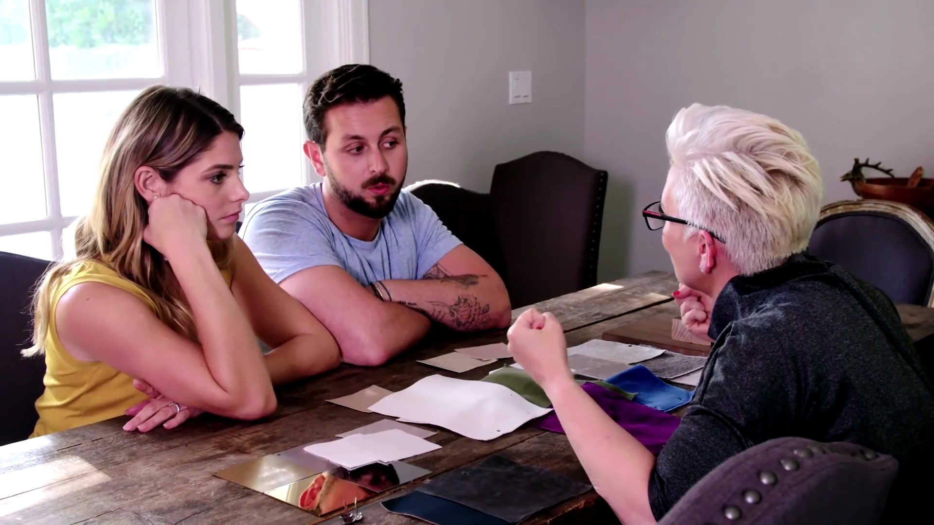 Ashley-Greene-dot-NL_DesignTherapy-2x03HisOrHers0488.jpg