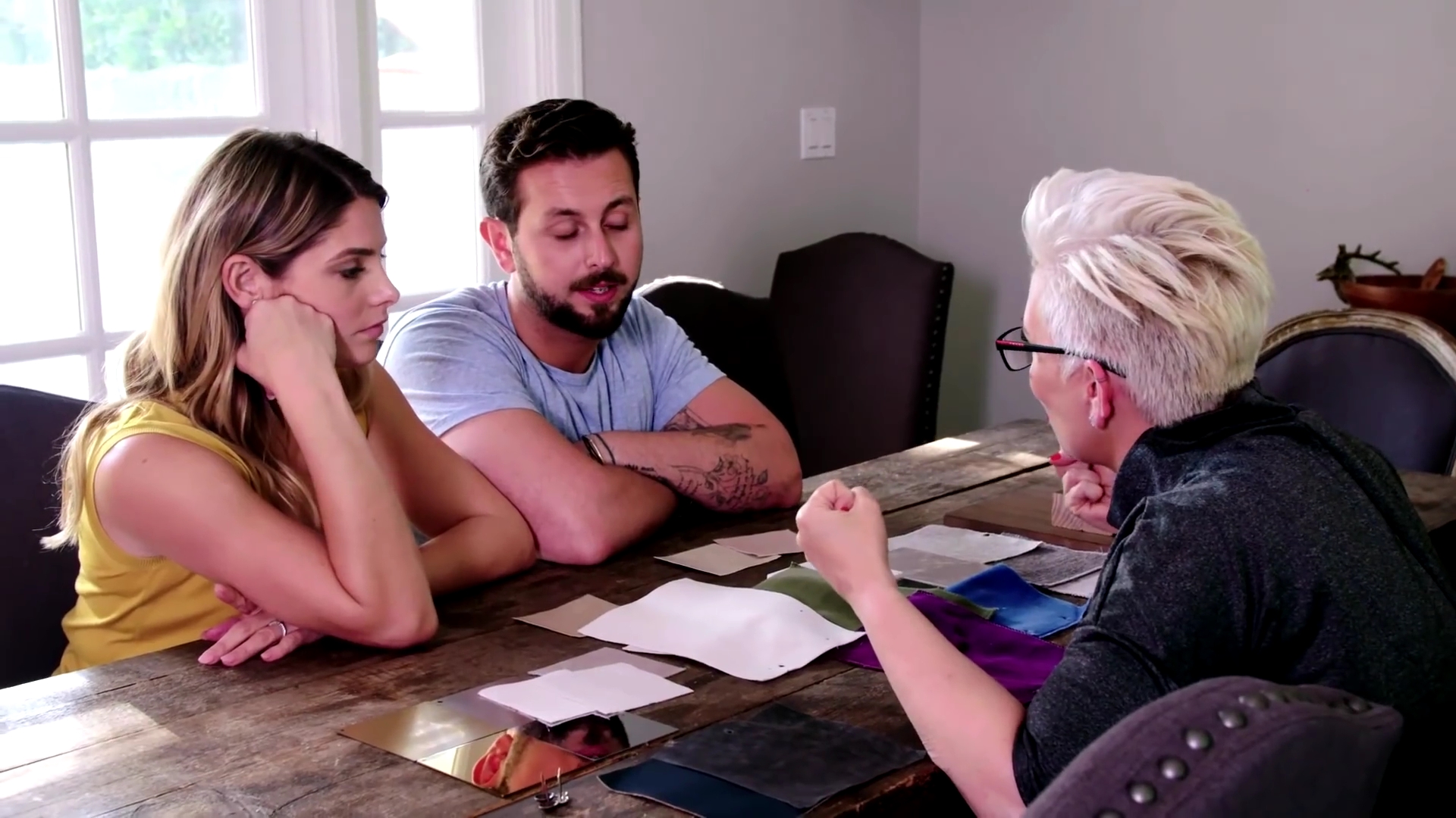 Ashley-Greene-dot-NL_DesignTherapy-2x03HisOrHers0489.jpg