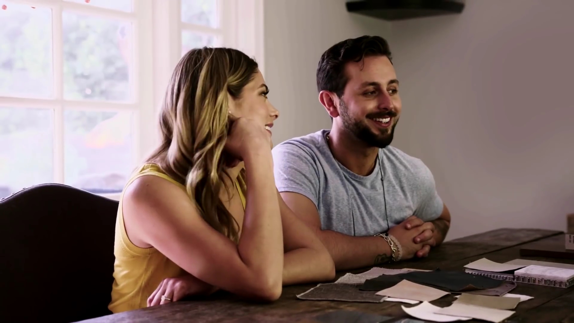 Ashley-Greene-dot-NL_DesignTherapy-2x03HisOrHers0606.jpg