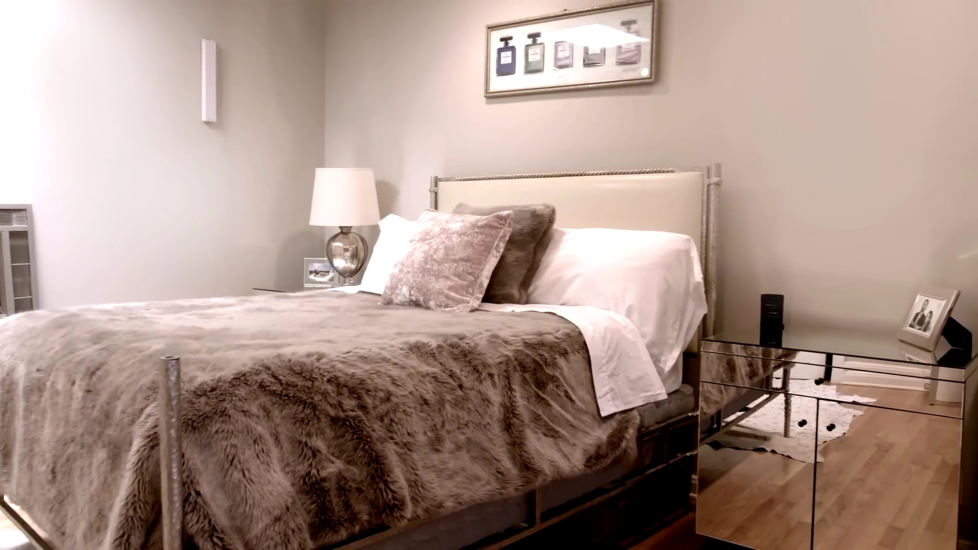 Ashley-Greene-dot-nl_DesignTherapy2x04GoodVibesOnly0017.jpg