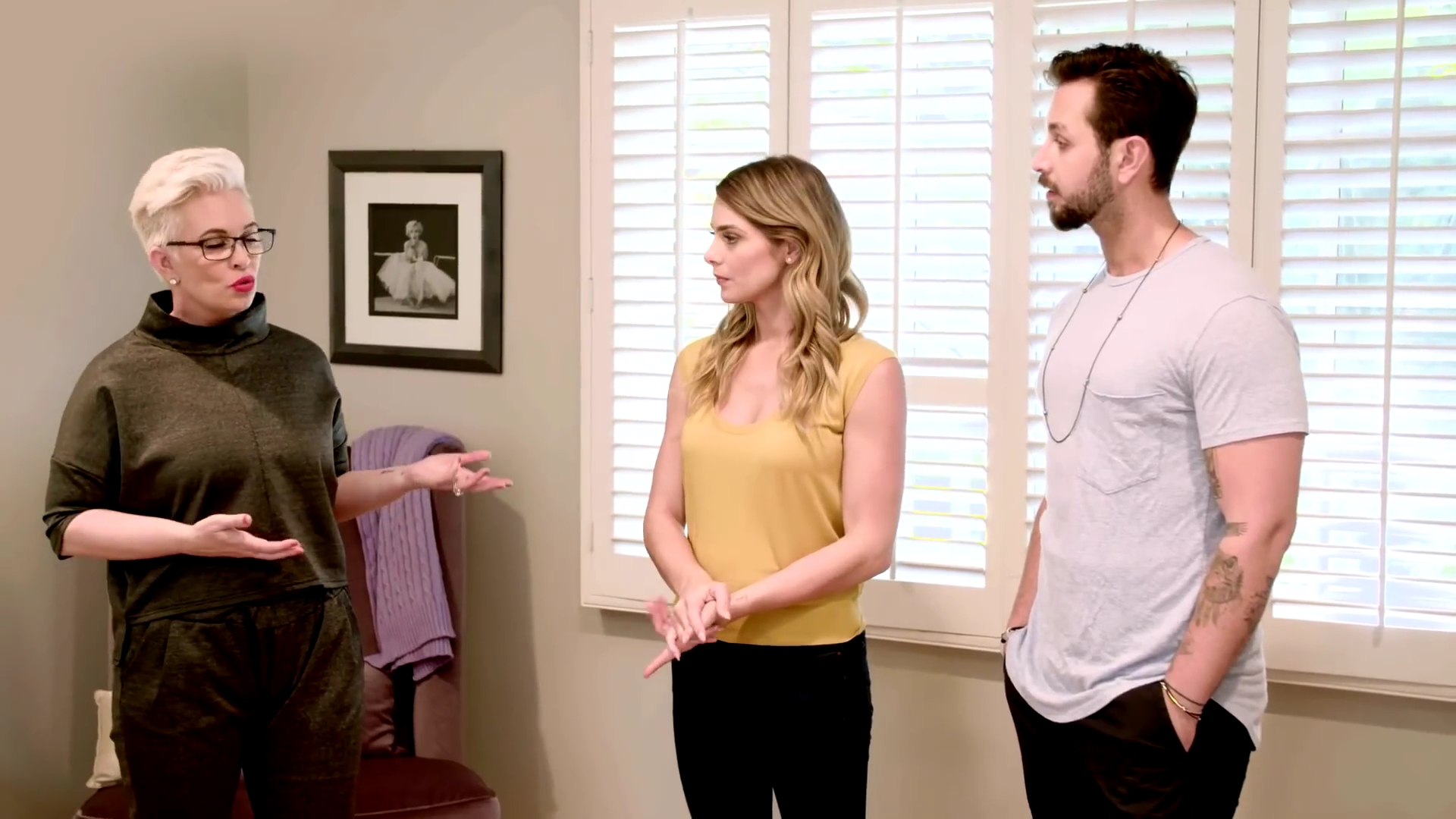 Ashley-Greene-dot-nl_DesignTherapy2x04GoodVibesOnly0065.jpg