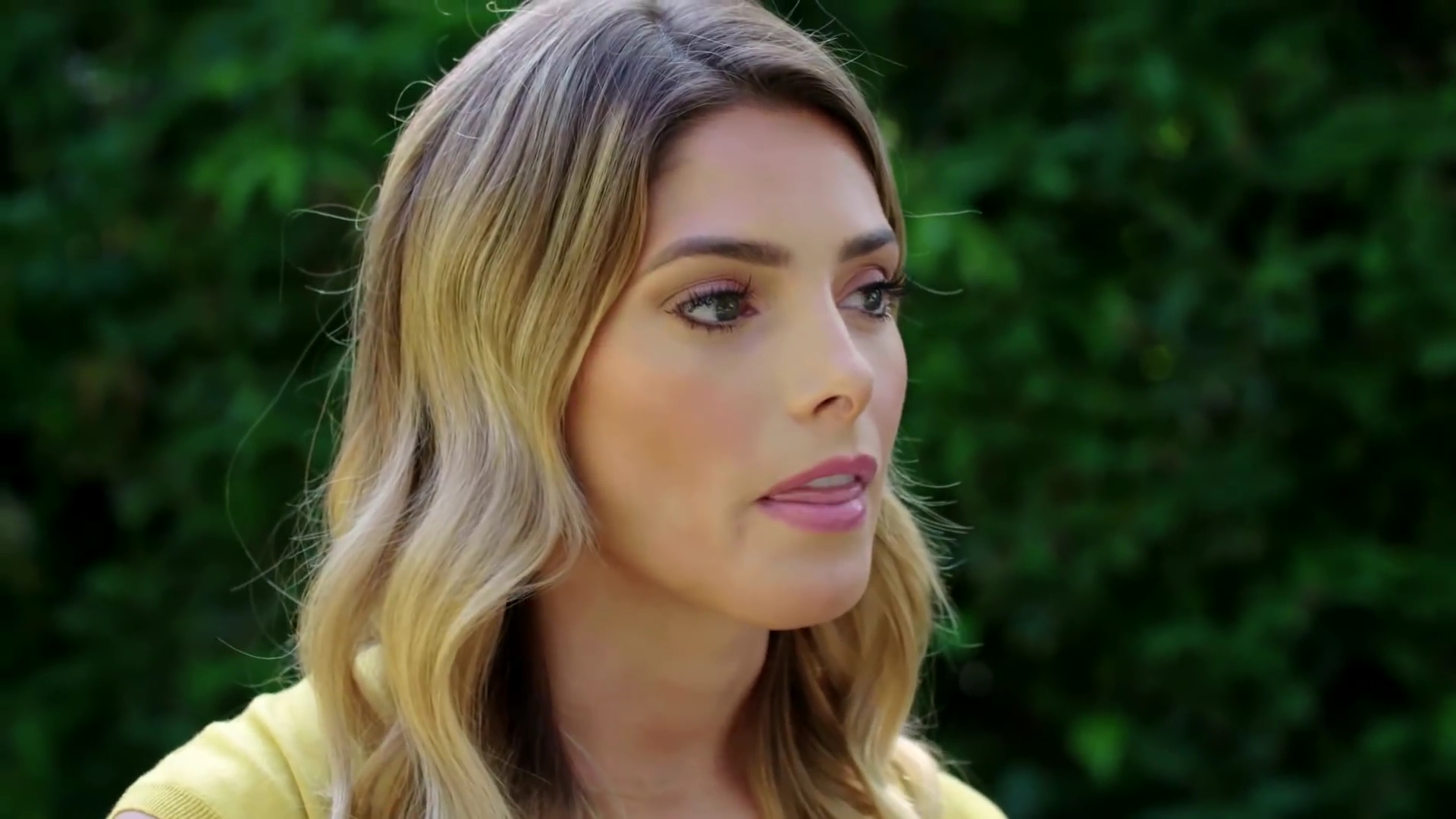 Ashley-Greene-dot-nl_DesignTherapy2x04GoodVibesOnly0280.jpg