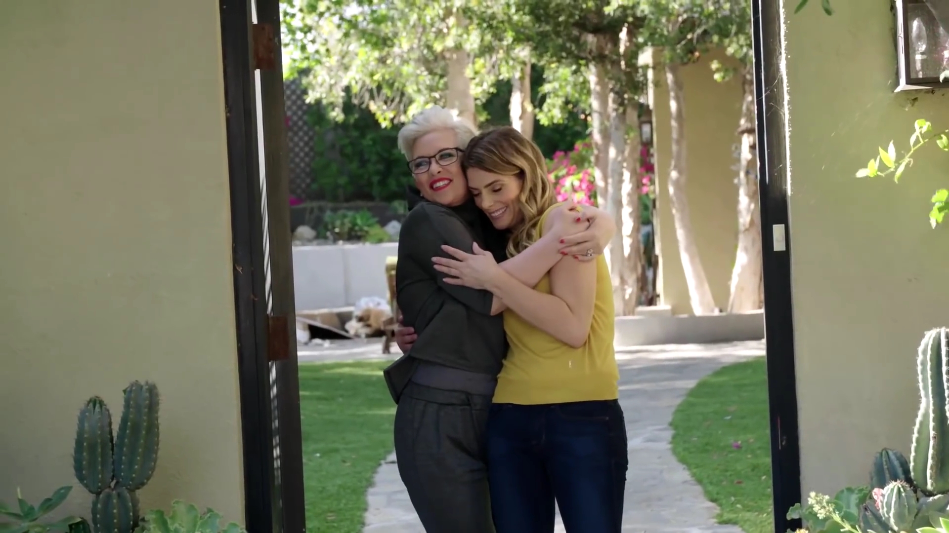 Ashley-Greene-dot-nl_DesignTherapy2x04GoodVibesOnly0290.jpg