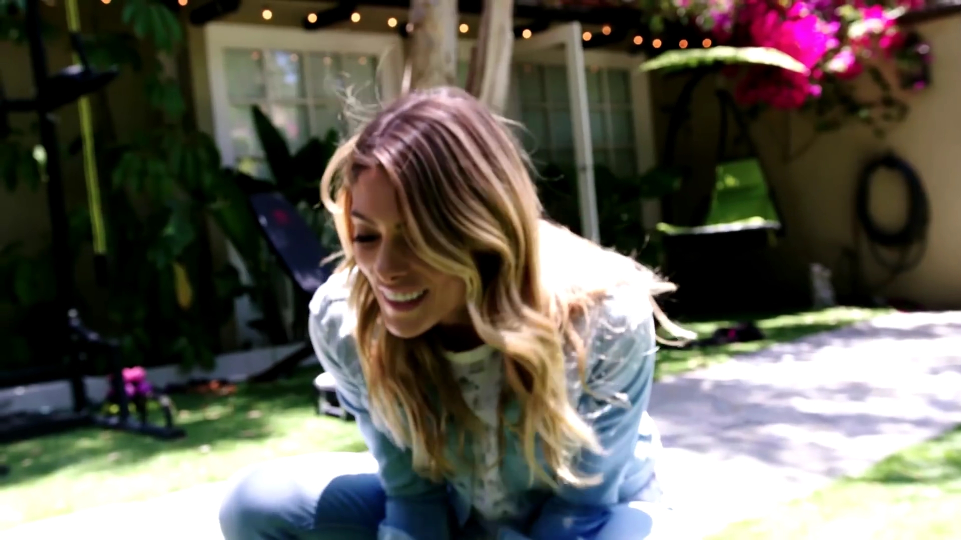 Ashley-Greene-dot-nl_DesignTherapy2x04GoodVibesOnly0293.jpg
