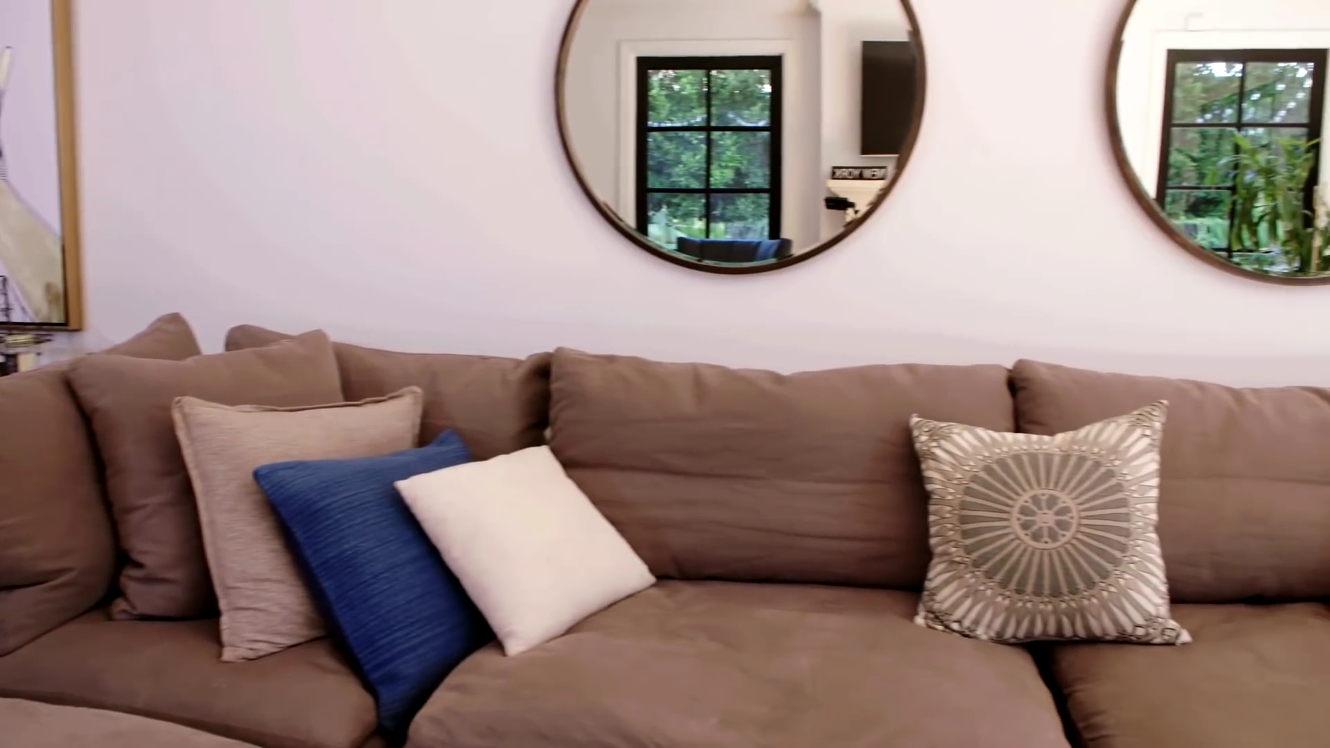 Ashley-Greene-dot-nl_DesignTherapy2x050217.jpg