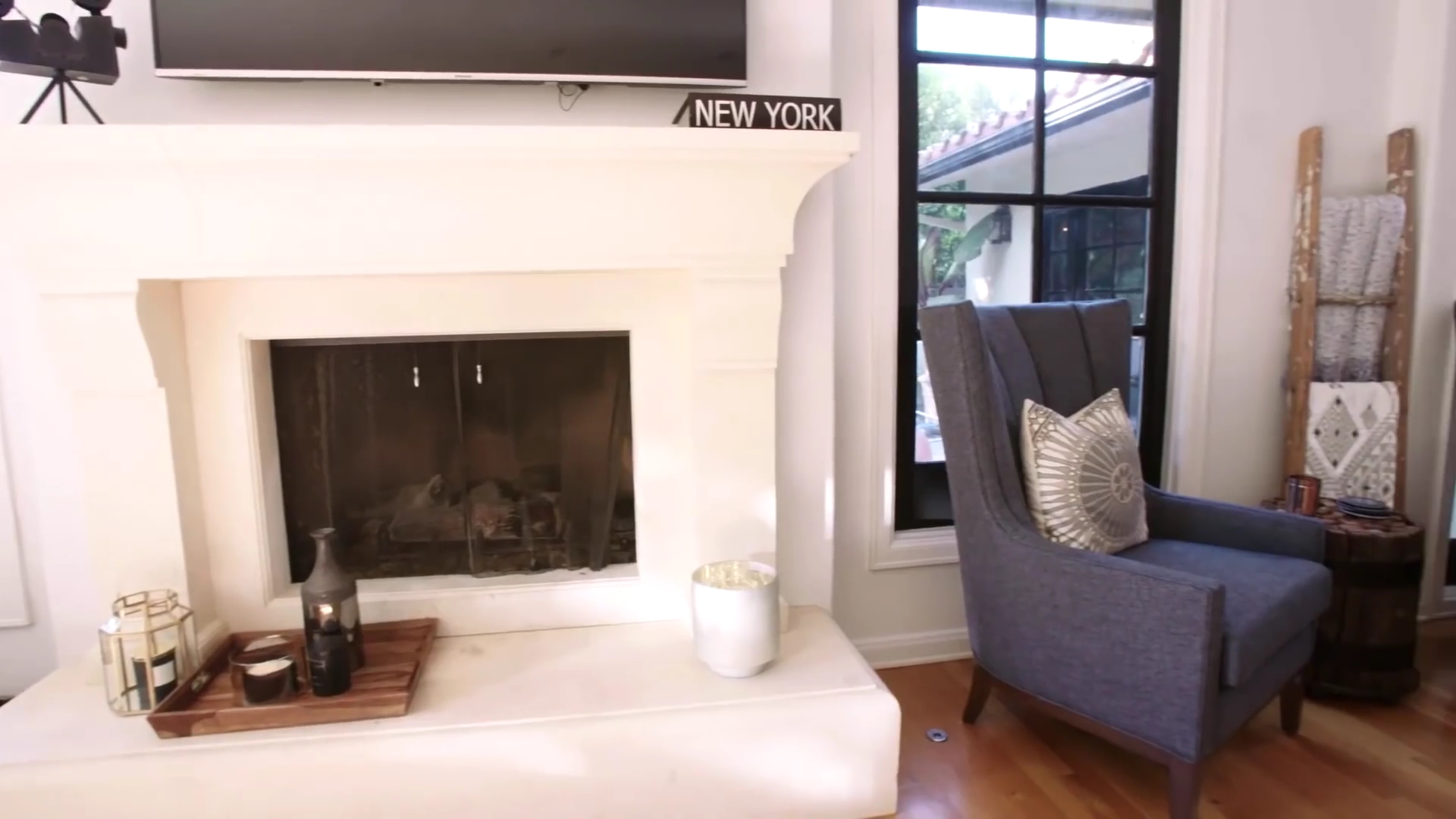 Ashley-Greene-dot-nl_DesignTherapy2x050232.jpg